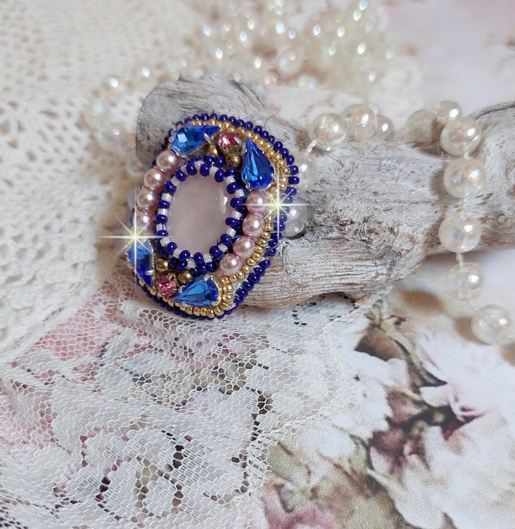 Amazon Gabrielle ring broderad med kvarts och Swarovski kristaller
