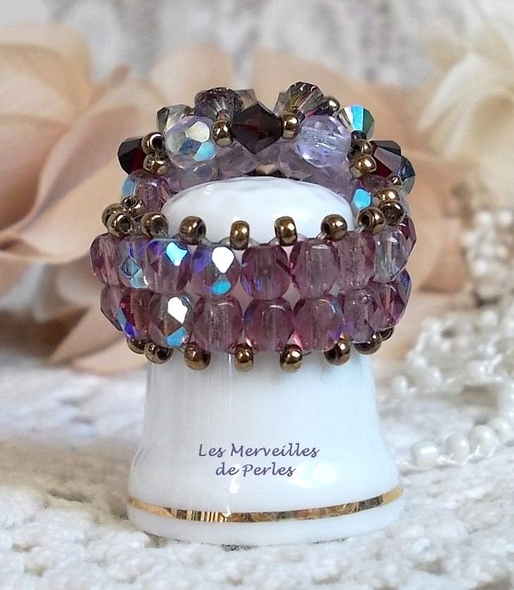 Charmeuse ring med Swarovski kristallfacetter och spinnare