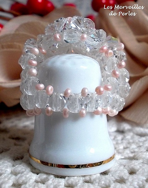 Eclat-ring med facetter och snurrande toppar i Swarovski-kristall