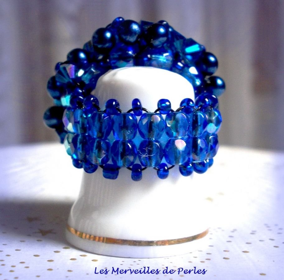 Night Blue Ring med Swarovski-kristallfacetter och spinnare