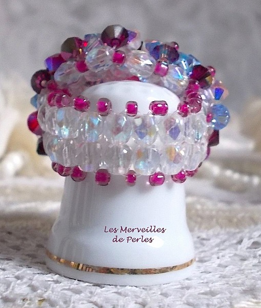 Rosa prickig ring med Swarovski-kristallfacetter och spinnare