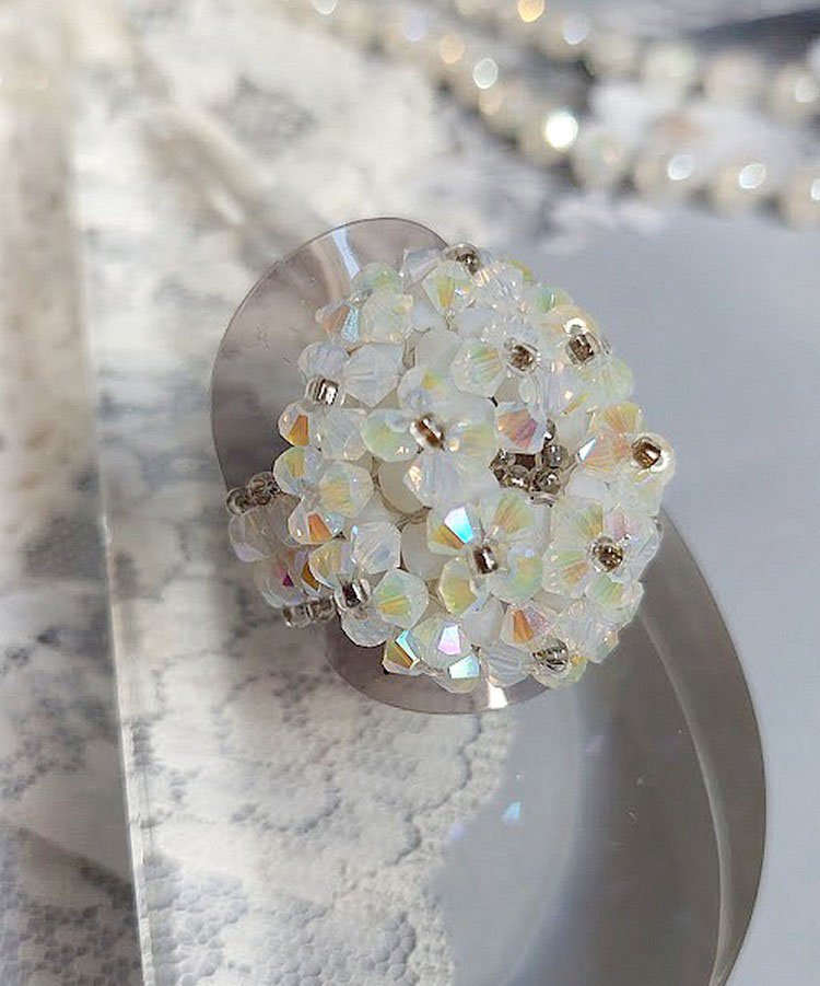 Kristallring med Swarovski-kristallfacetter och spinnare