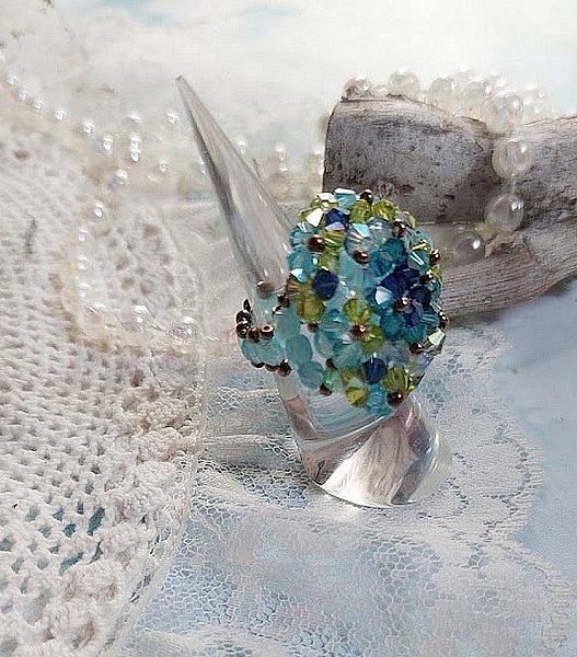 Hoppring med Swarovski-kristallfacetter och spinnare