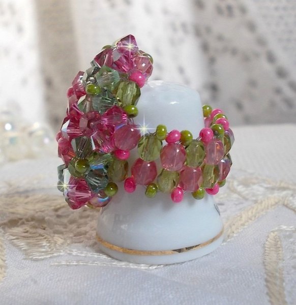 Miss Lady-ring med facetter och snurrande toppar i Swarovski-kristall