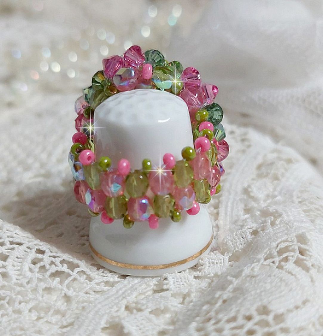 Miss Lady-ring med facetter och snurrande toppar i Swarovski-kristall