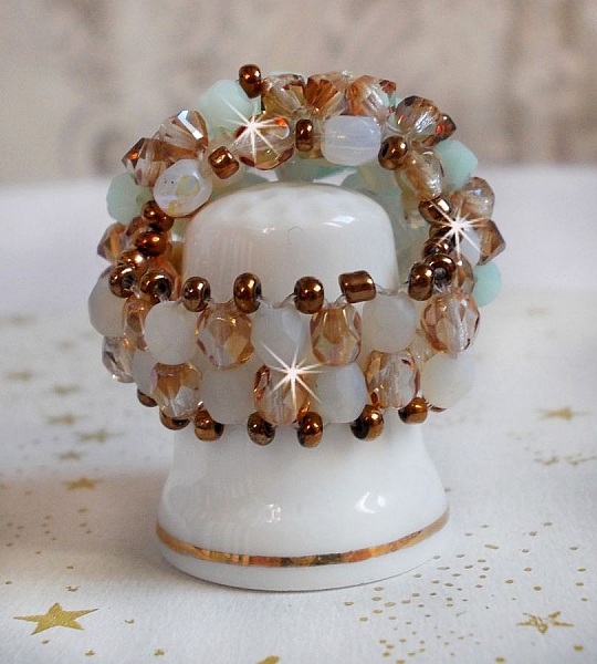 Vattenliljering med Swarovski-kristallfacetter och spinnare