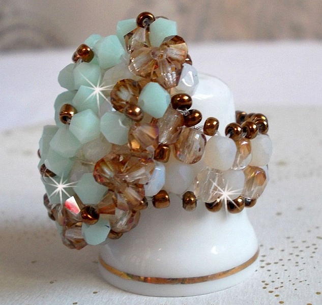 Vattenliljering med Swarovski-kristallfacetter och spinnare