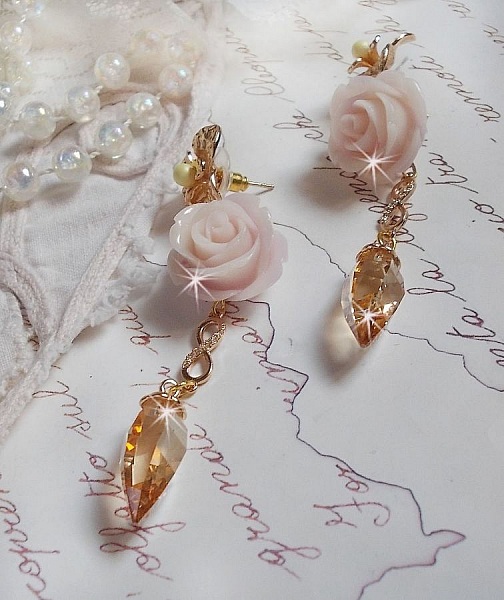 Guldpl&auml;terad Bell'issim Violet Pink BO med Swarovski-kristaller och zirkonium