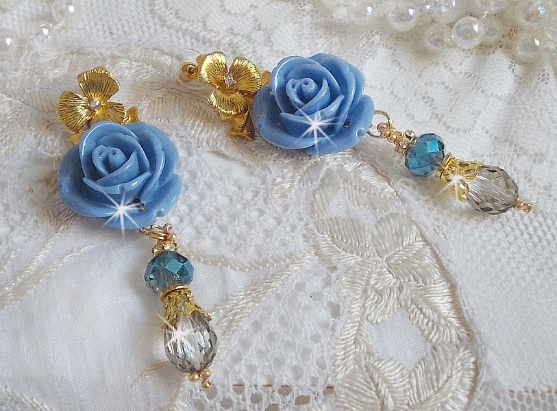 Bell'issim Pink Blue Bearded Boards skapad med Swarovski kristaller och Bohemian Crystal