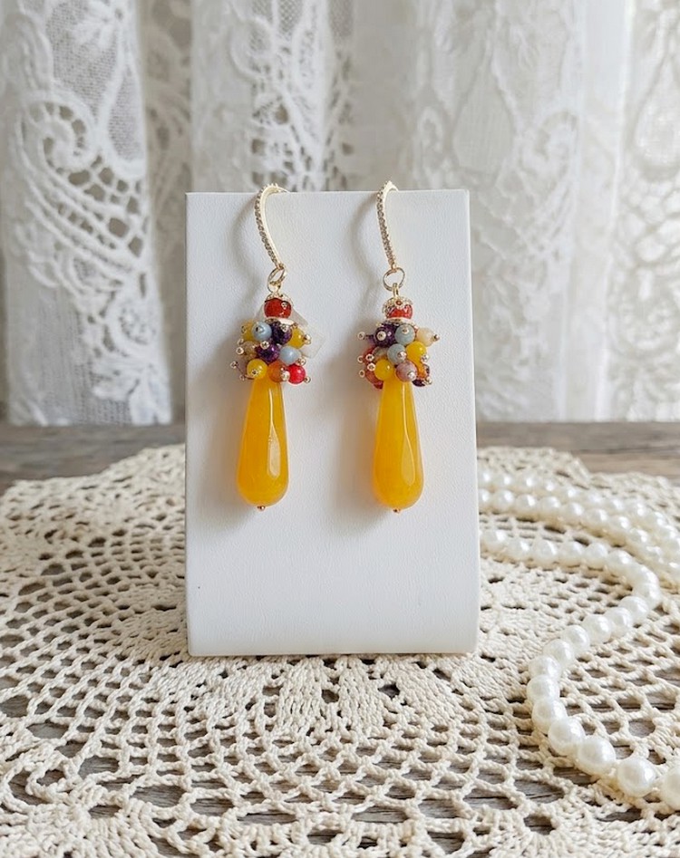 BO Dolce Vita en Jaune cr&eacute;&eacute;es avec pierres de gemme, crochets d&rsquo;oreilles argent 925 dor&eacute;