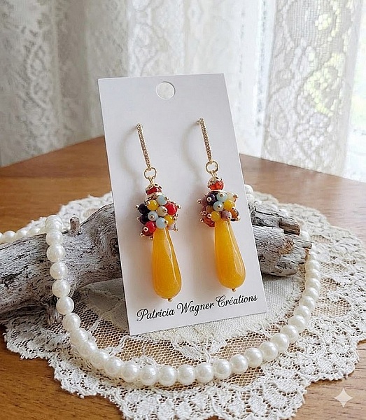BO Dolce Vita en Jaune cr&eacute;&eacute;es avec pierres de gemme, crochets d&rsquo;oreilles argent 925 dor&eacute;