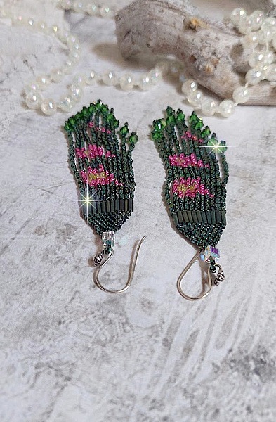 BO Evasion mont&eacute;es avec rocailles verres, tubes, perles cristal Swarovski et crochets d&rsquo;oreilles Argent 925