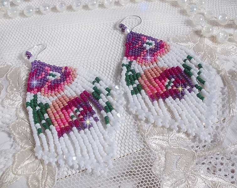 BO Cherry Blossoms skapad med Opaque White, rosa i olika nyanser, gr&ouml;nt med Toupies.