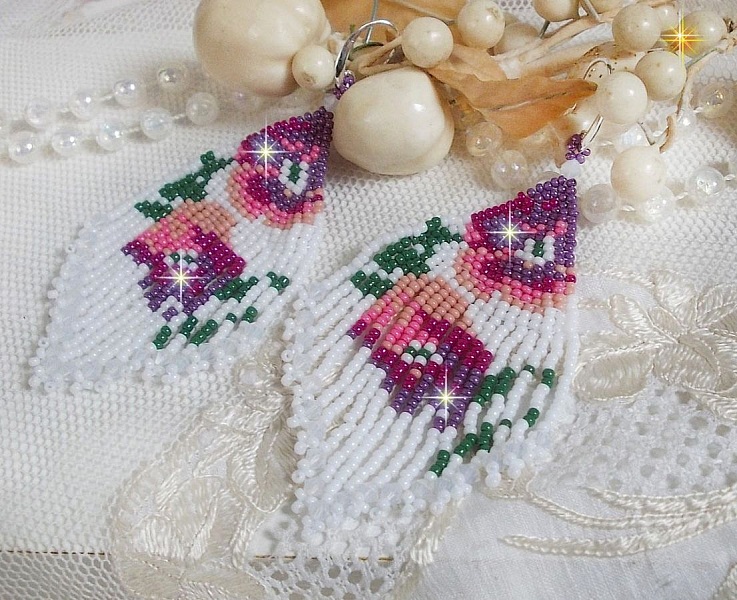 BO Cherry Blossoms skapad med Opaque White, rosa i olika nyanser, gr&ouml;nt med Toupies.