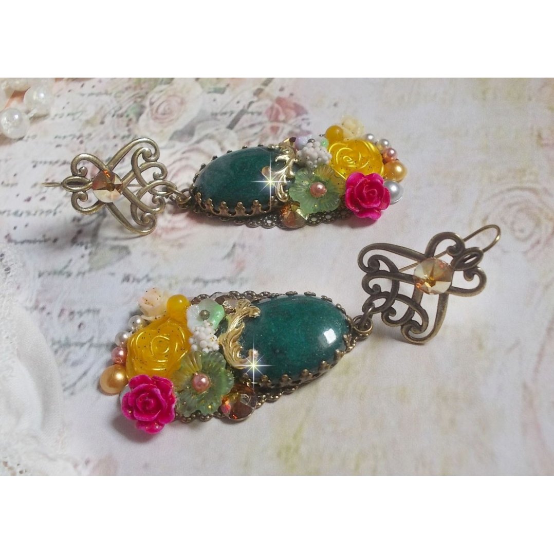 BO Jade blommor skapad med ovala malaysiska jade cabochons, Swarovski kristaller, harts pärlor, glas blommor med kvalitetstillbehör. 