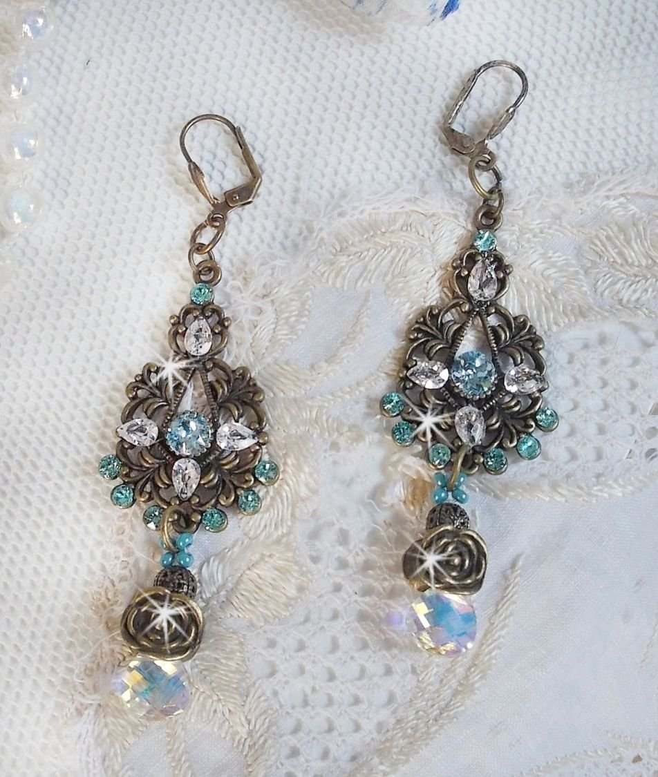 BO Lady in Blue monterad med Swarovski-kristaller och zirkonium med bronstillbehör