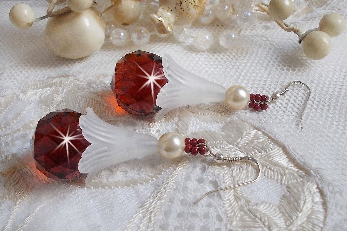 BO Marielle med Swarovski-kristaller och facetterade bohemiska kristallkulor
