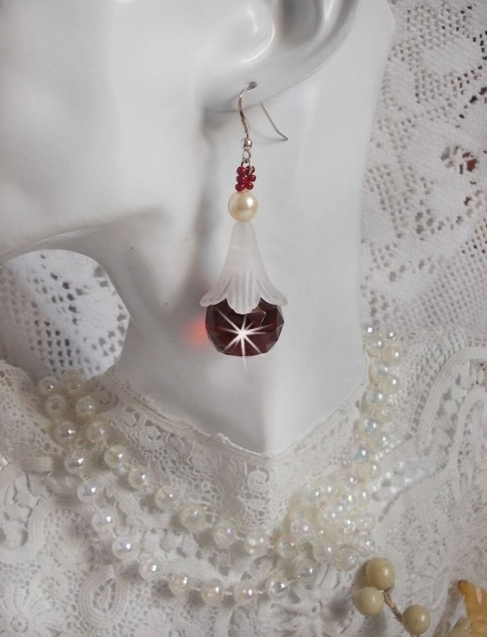 BO Marielle med Swarovski-kristaller och facetterade bohemiska kristallkulor