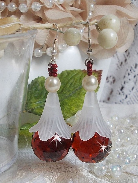 BO Marielle med Swarovski-kristaller och facetterade bohemiska kristallkulor