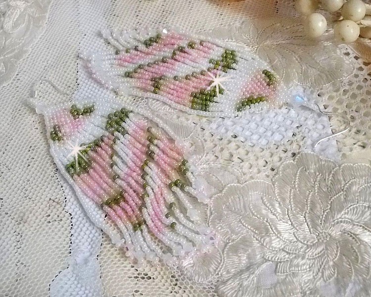 BO Matin Lumineux med japanska p&auml;rlor och Swarovski-kristaller