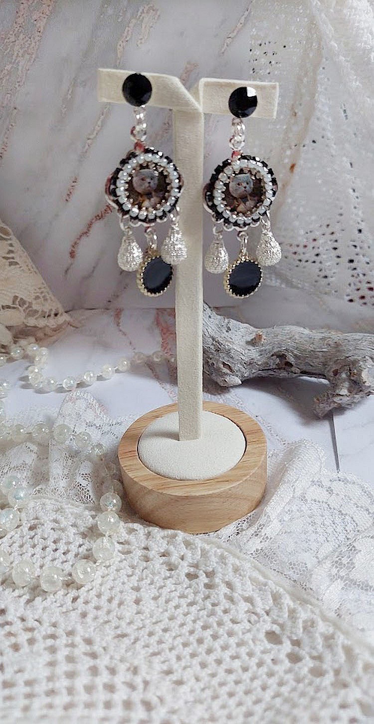 BO Mimichat Steampunk avec cabochons verres, strass, breloques &eacute;poxy, perles cristal Swarovski et clous argent