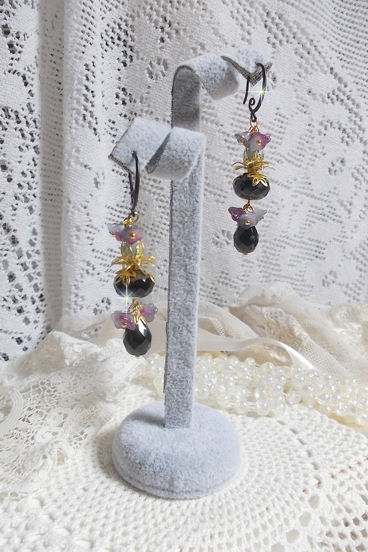 BO Paris et Ritournelles mont&eacute;es avec perles cristal, perles verre et pierres de gemme