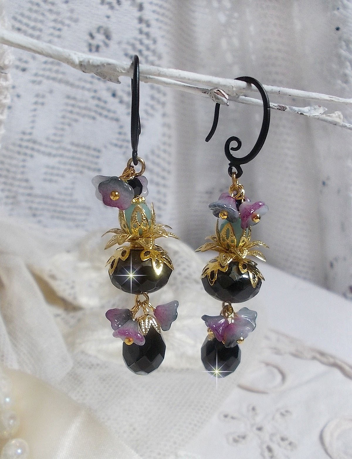 BO Paris et Ritournelles mont&eacute;es avec perles cristal, perles verre et pierres de gemme