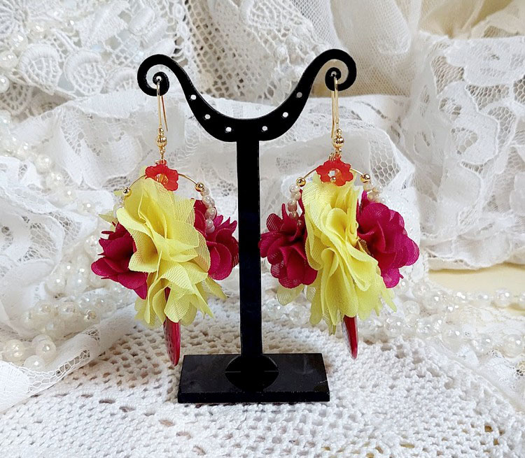 BO Secrets de la Provence cr&eacute;&eacute;es avec fleurs mousseline soie, perles verres et Cristal Swarovski