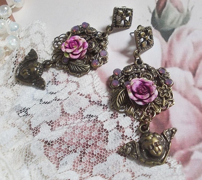 BO Secrets des Angelots skapad med rosor i harts, Angelot berlocker, tryck och kristaller