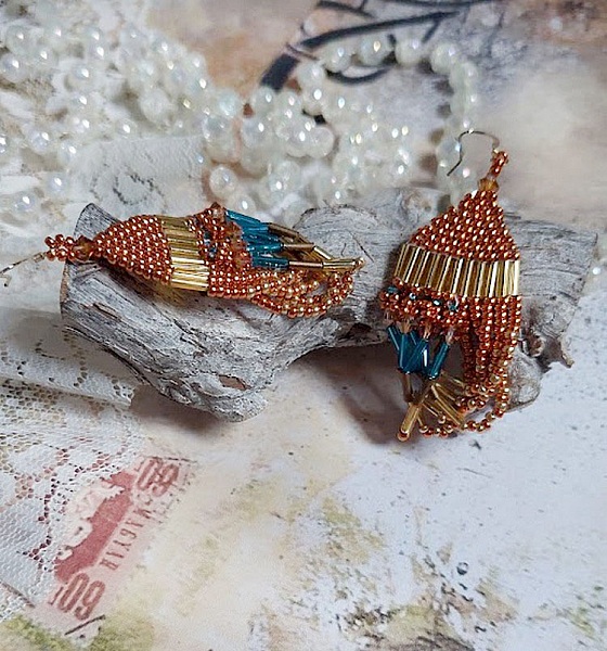 BO Tangerine mont&eacute;es avec rocailles verre, perles cristal Swarovski et crochets d&rsquo;oreilles Gold filled 14 carats