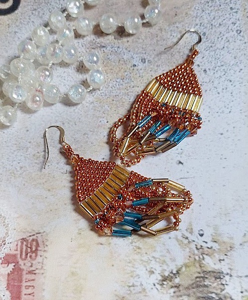 BO Tangerine mont&eacute;es avec rocailles verre, perles cristal Swarovski et crochets d&rsquo;oreilles Gold filled 14 carats
