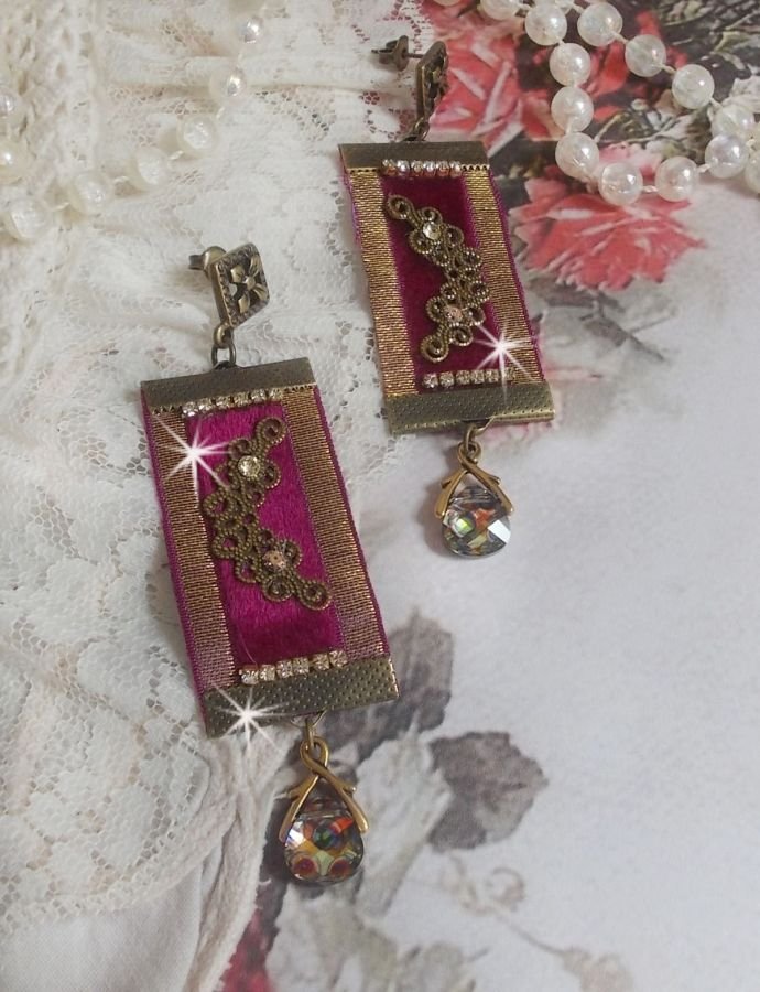 Vintage Arabesque BO skapad med Bordeaux flätor, Swarovski kristaller och vackra accessoarer. 