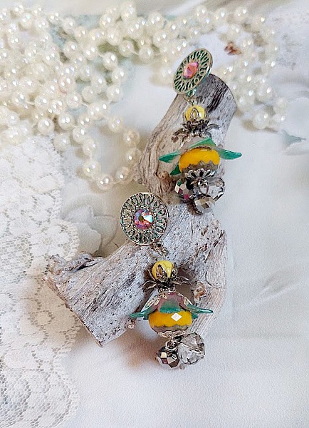 BO C&acirc;line mont&eacute;es avec perles potiron verre, facettes, coupelles, fleurs et perles cristal Swarovski