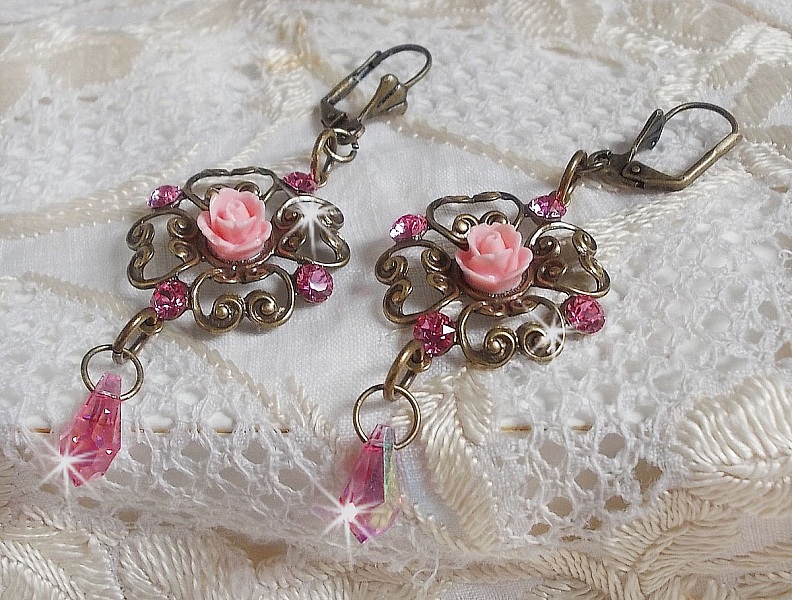 BO Irresistible Eden Collection med dessa Swarovski-kristaller monterade p&aring; ljush&aring;llare i brons.