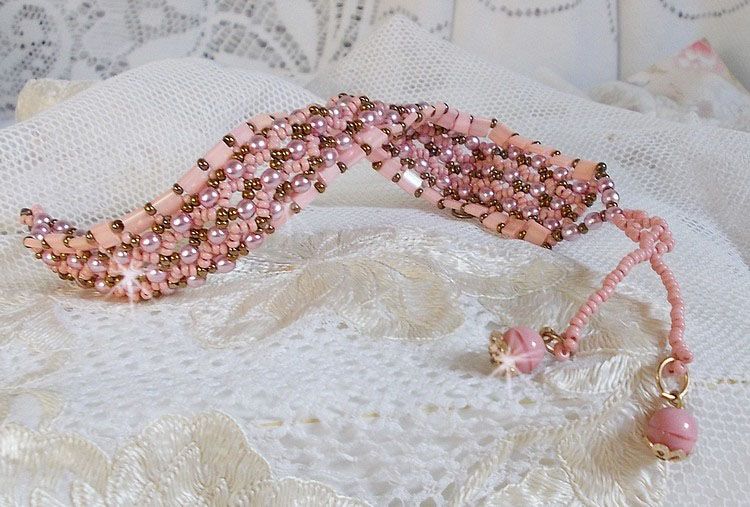 Rose Royale armband med rosa Tila pärlor, facetterade pärlor och Swarovski kristallpärlor