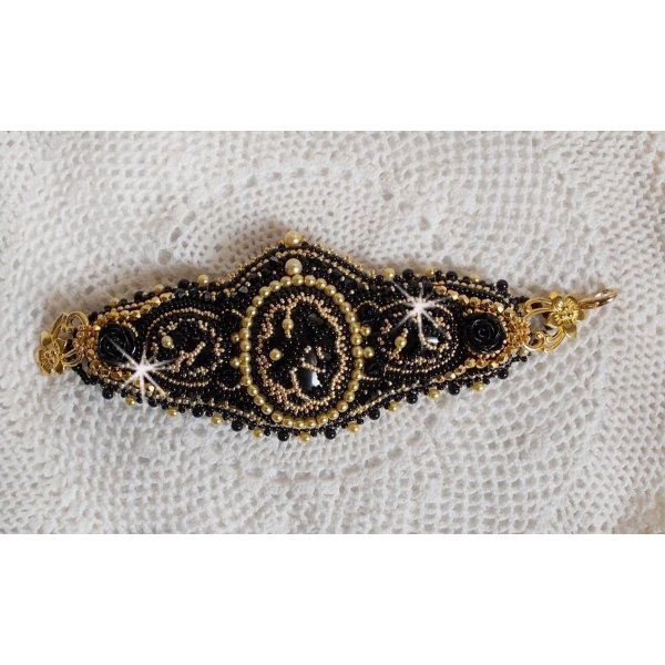 Cleopatra-armband broderat med svart onyx, Swarovski-kristaller och fröpärlor