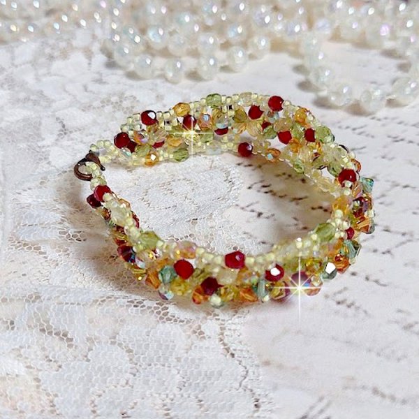 Provencalt armband med Swarovski-kristaller med snurrande toppar och facetter