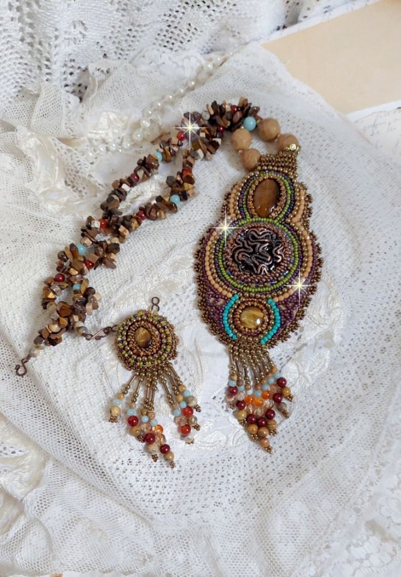 Fauve hängande halsband broderat med flera tigerögon, Haute-Couture stil