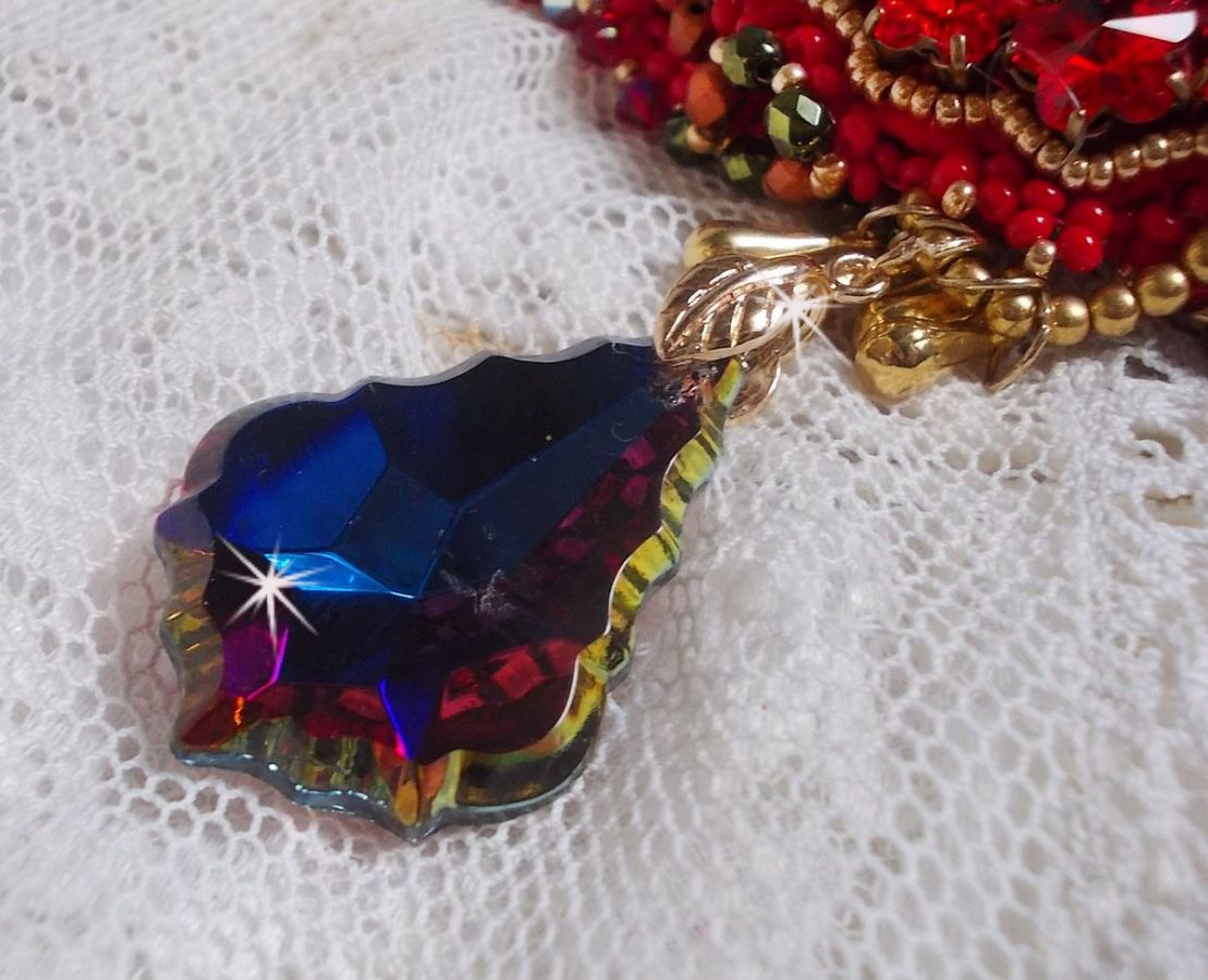 Mia Haute-Couture Barock/Vintage halsband broderat med Swarovski-kristaller, guldpläterat, pärlor av olika kvalitet