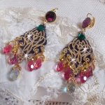 BO Asiane skapad med Swarovski Crystal Drops, 1950-talets violetta spets och glaspärlor.