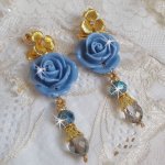 Bell'issim Pink Blue Bearded Boards skapad med Swarovski kristaller och Bohemian Crystal
