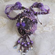 Kinesiska lila stenar hängande halsband med sugilit stenar