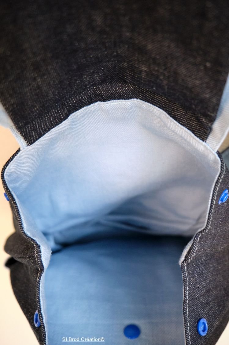 Ryggsäck för barn med broderad himmelsblå tjur, anpassningsbar